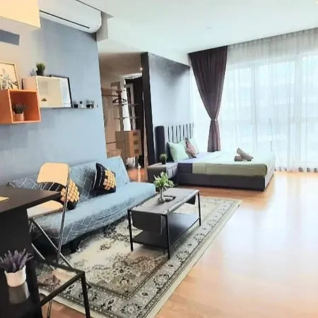 Regalia Luxury Suites Klcc - By Cozy Stay Kuala Lumpur Exterior photo
